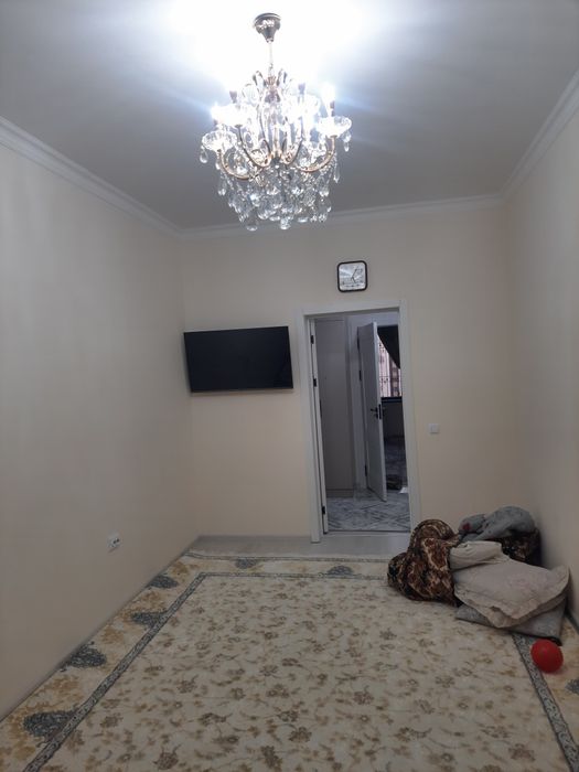 Uy sotiladi 3 xonalik 8 etaj yangi dom