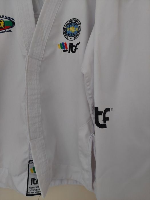 Екип ДОБОК за Таекуондо 140см