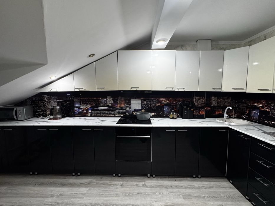 Продам кухонный гарнитур