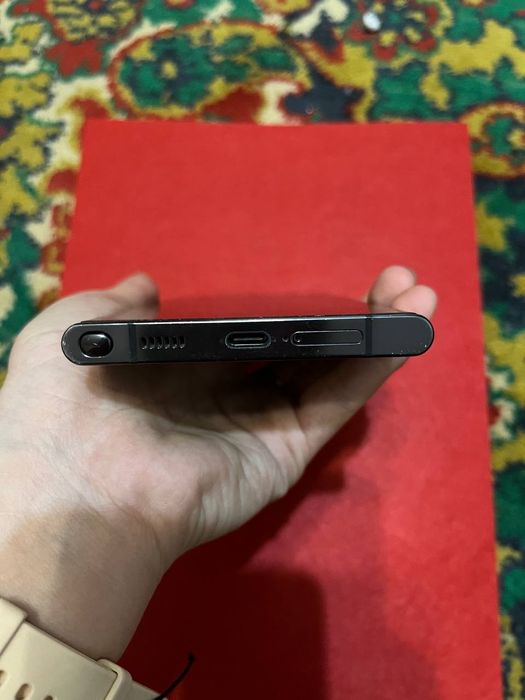 Продам samsung s22 ultra