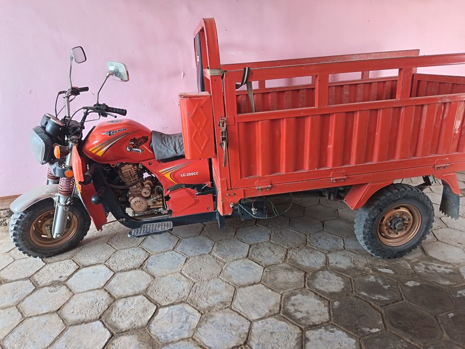 Lochin moto benzinlik
