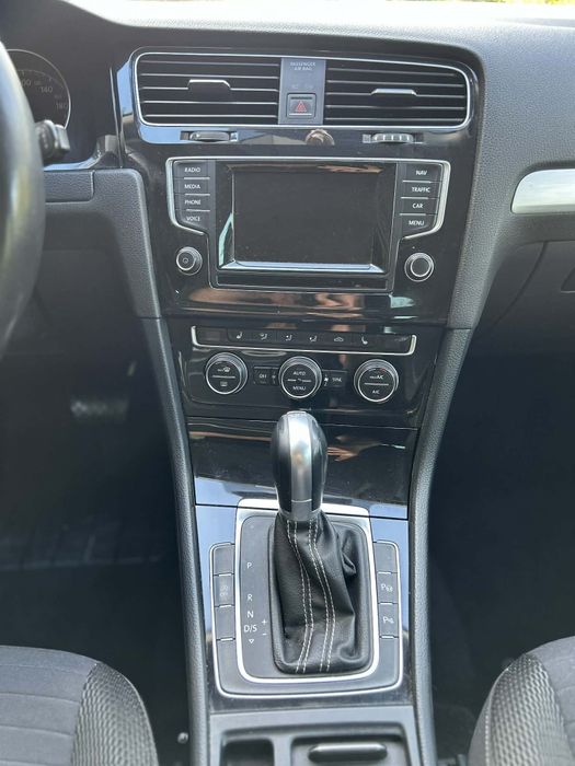 VOLKSWAGEN Golf 2014 — imagine 5