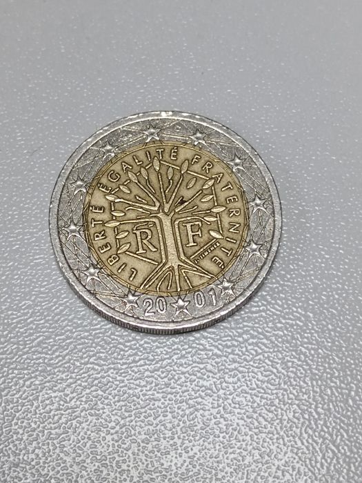 Момента 2 евро много рядка монета