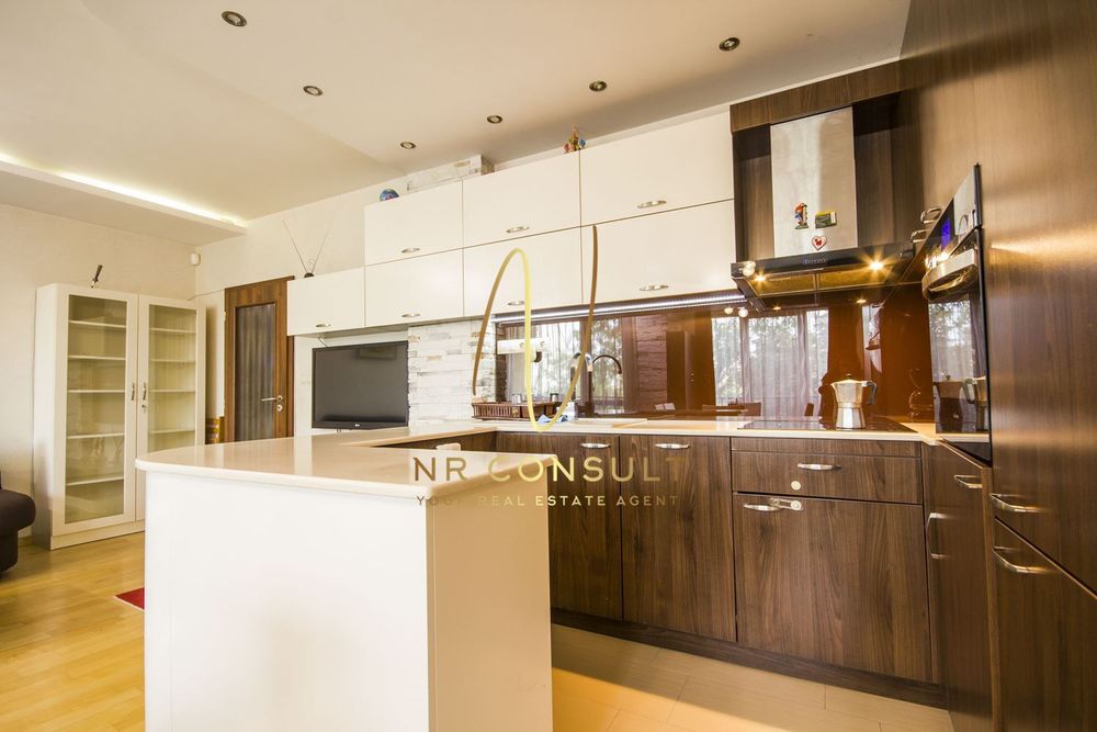 Дава се под наем Тристаен апартамент в София, Лагера - 96 кв.м за 690 € - Снимка #4