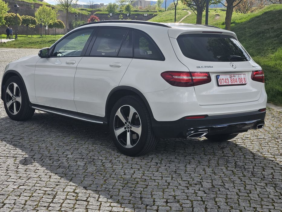 Mercedesz-Benz GLC 250D Diesel An 2017-10 Euro6 Panoramic