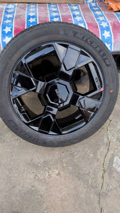 Jante Kia Noi 19 zoli + Cauciucuri Noi Michelin