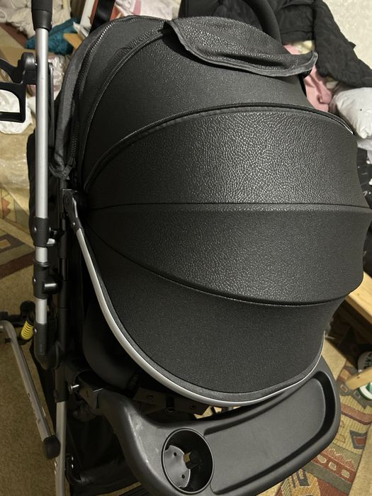 коляска новая, легкая