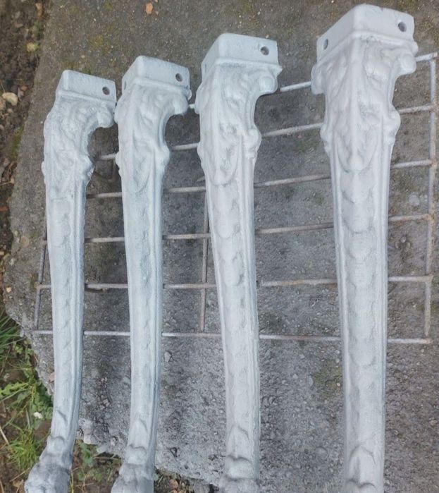 Picioare din  fontă