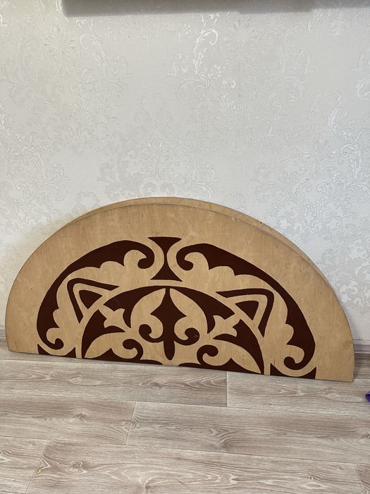 Круглый стол трансформер