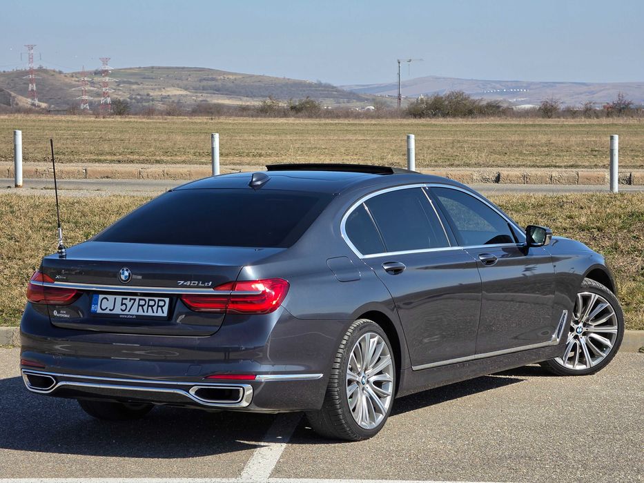 BMW Seria 7 740d xDrive / Long / Individual / Executive Lounge / 2017