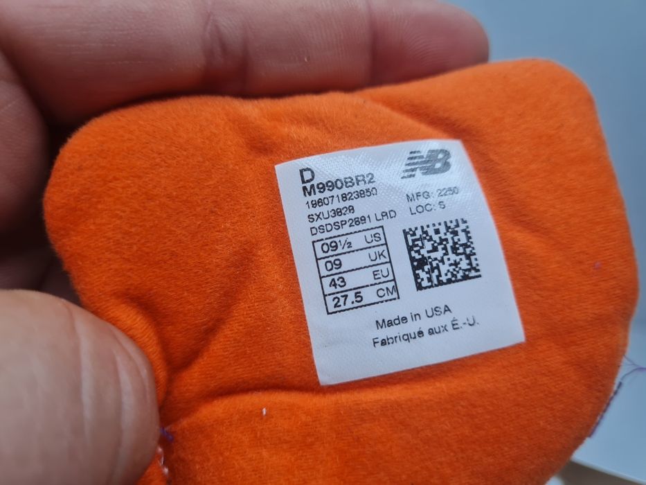 Маратонки New Balance 990v2 x Teddy Santis

Чисто нови с кутия.

Номер