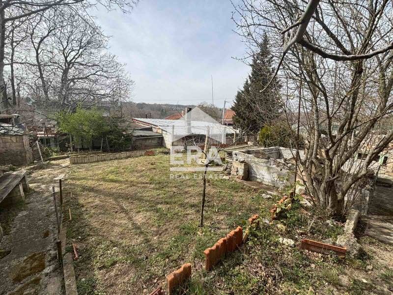 Ексклузивна еднофамилна двуетажна къща за продажба в местност Боровец