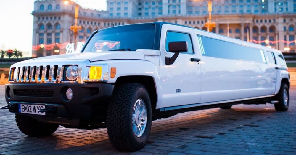 Inchiriere Limuzine de epoca / limuzina de inchiriat Hummer nunta