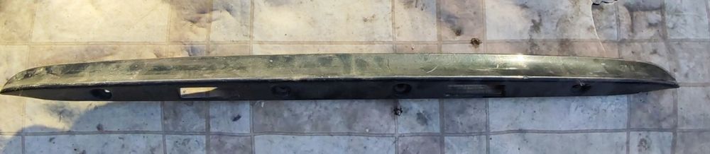 Бленда на багажник мерседес 210