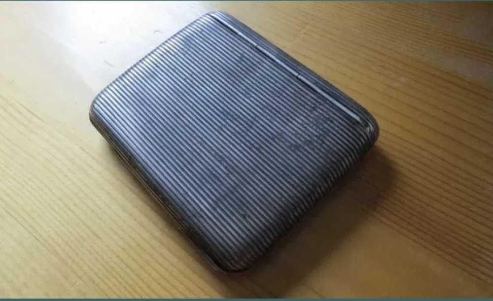 Veche,speciala. tabachera argint masiv 900 semnata disigner austriac