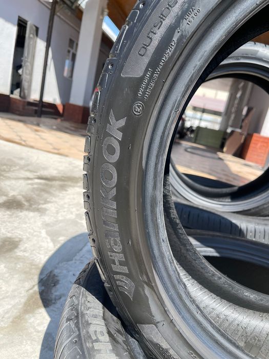 Шина Hankook 245/45/19
