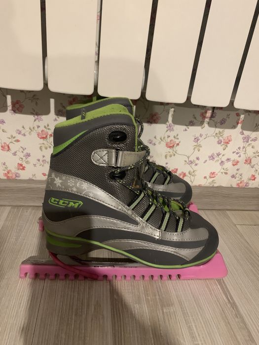 Обувь/ Продам обувь/Коньки