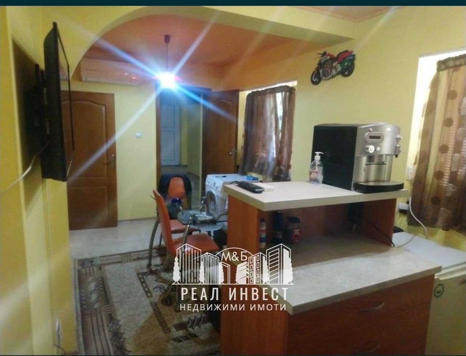 Продава се Етаж от къща в Хасково, Център - 65 кв.м за 903 €/кв.м - Снимка #2