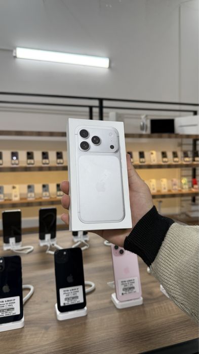 iPhone 17 Pro Айфон 17 Про Гарантия 12 Месяцев