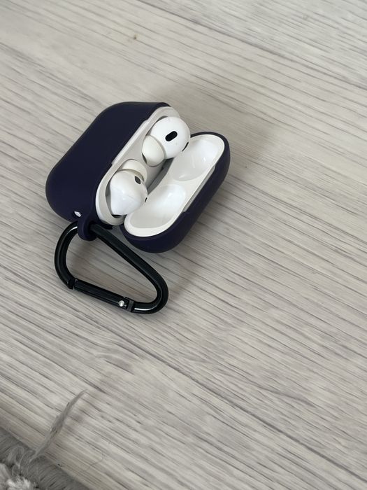 AirPods — беспроводные наушники