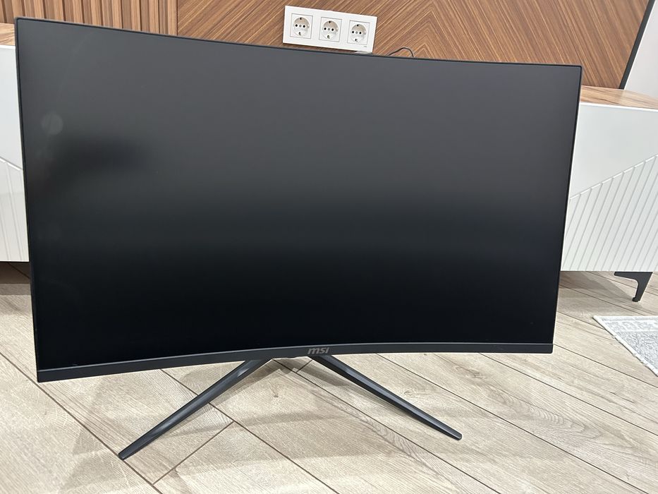 Монитор MSI игровой срочно продам