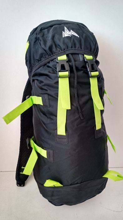 Туристическа раница 20 L / безплатна доставка/