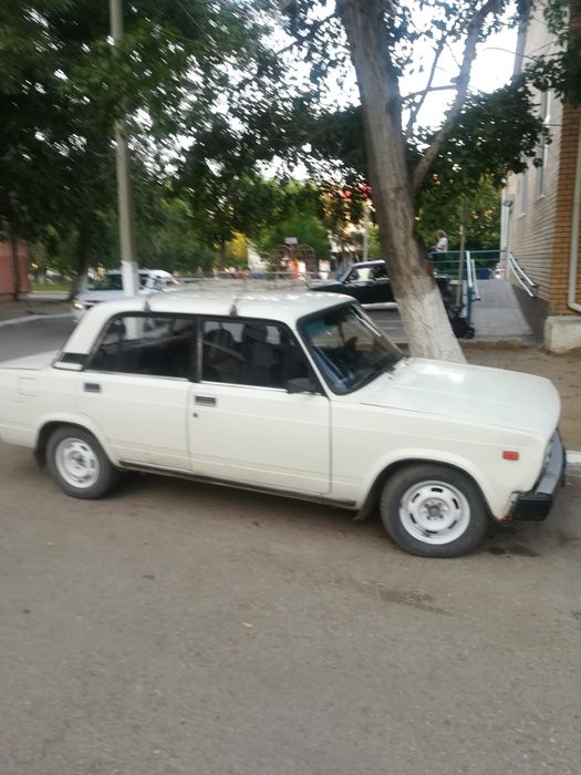 Продам автомобиль ваз 2105