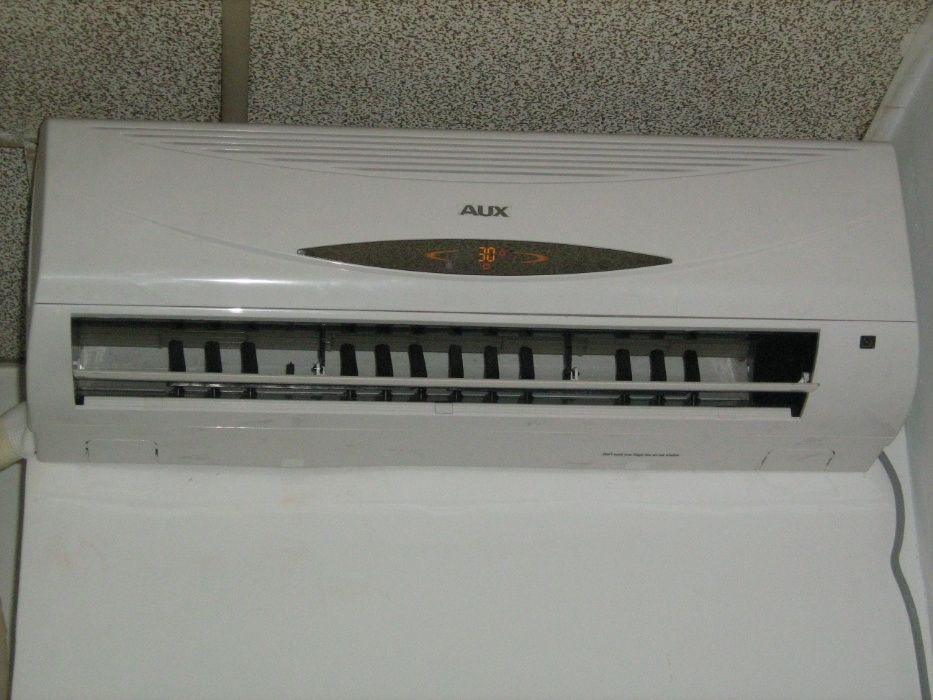 Piese aer conditionat placi electronice diverse modele