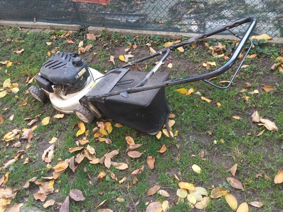 Бензинова косачка MTD 46