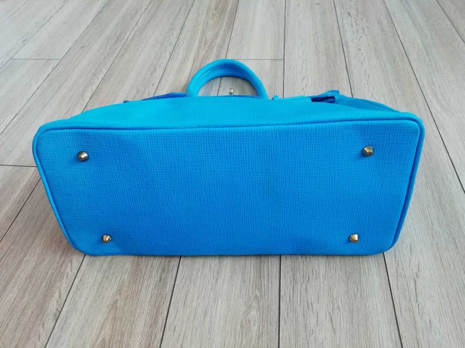 Италианска чанта от естествена кожа