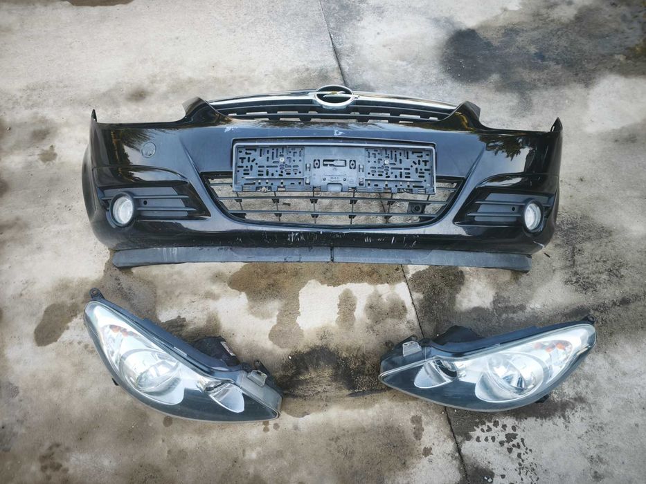 Предна броня/Фарове/Капак Corsa D