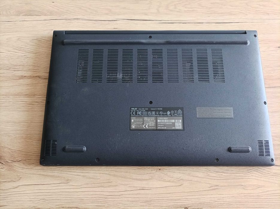 Asus X1502Z, I5- 1235U-16Gb ram, 512ssd,Windows 11 pro
