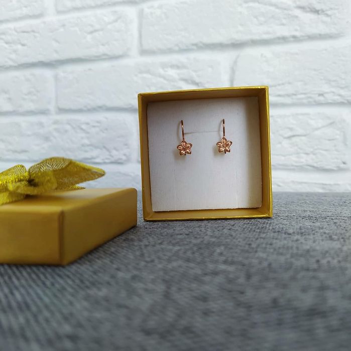 Продам детские серёжки