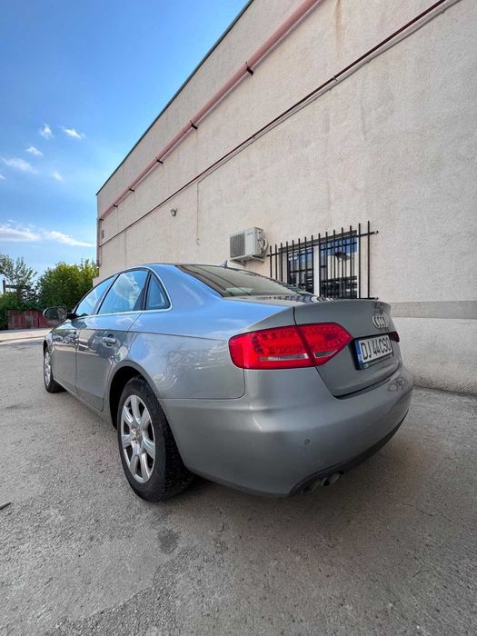 Vand Audi A4 B8 2011