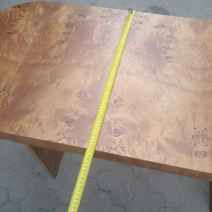 Добротный стол / Мықты үстел сатылады