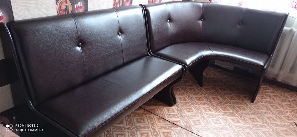 Перетяжка мягкой мебели