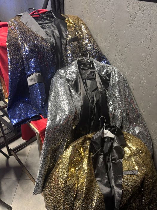 Продам пиджаки на выступления , мероприятия