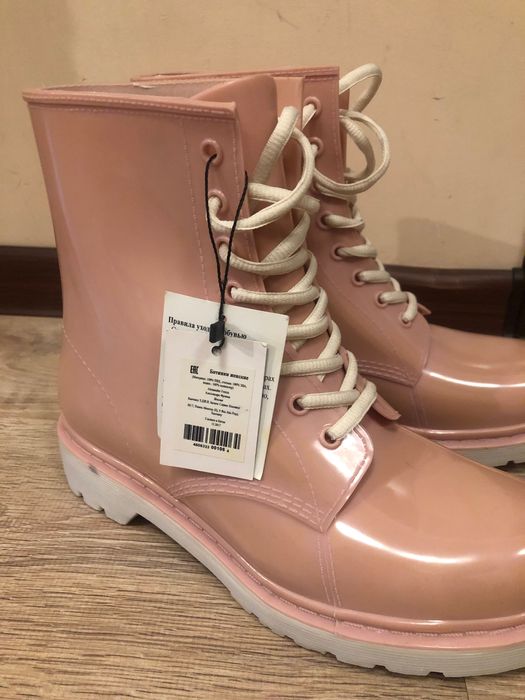 Ботинки женские резиновые