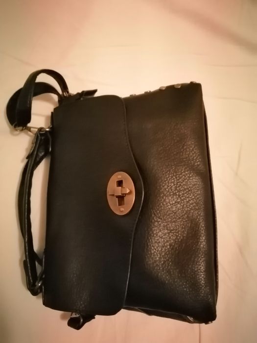 Чанти, нови. Черна италианска, мека кожа