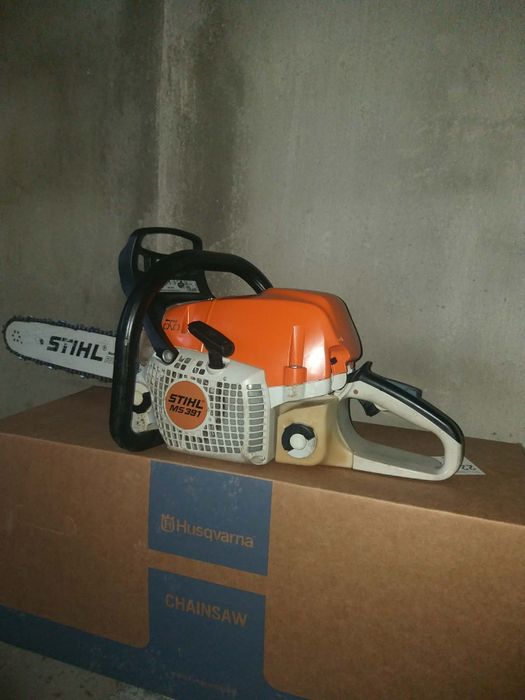 Vând drujba stihl 391 fără compresie