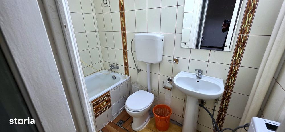 Universitate garsoniera mobilata si utilata de vanzare