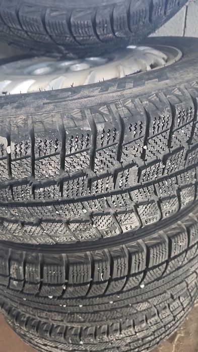 Диск сатылады титанка. Бағасы диск өзі 40 мың.