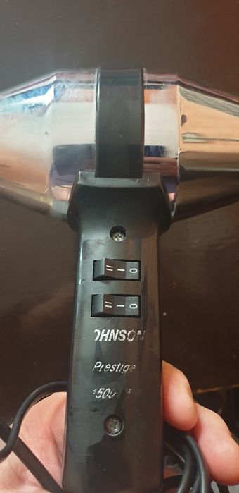 Uscător par prestige jonhnson