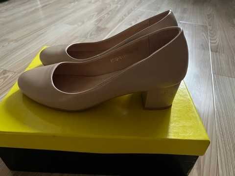 Туфли подростковые, на девочку, НЕДОРОГО!