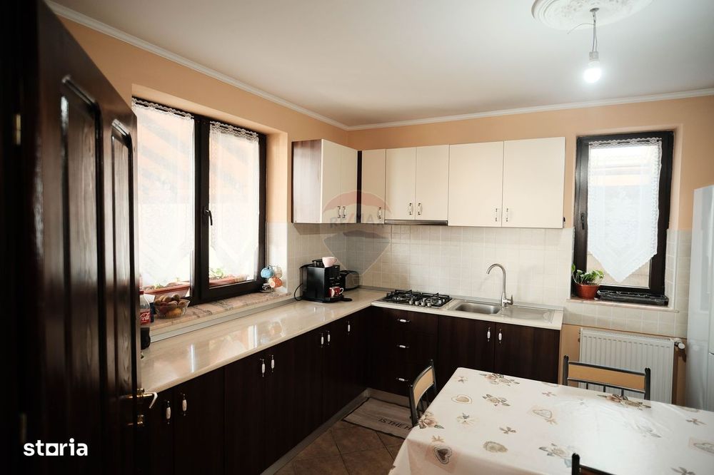 Casă  de vanzare in orasul Solca