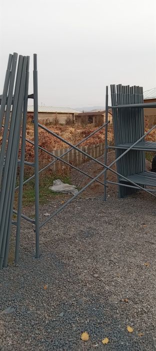 Lesalar bor birinchi qòl