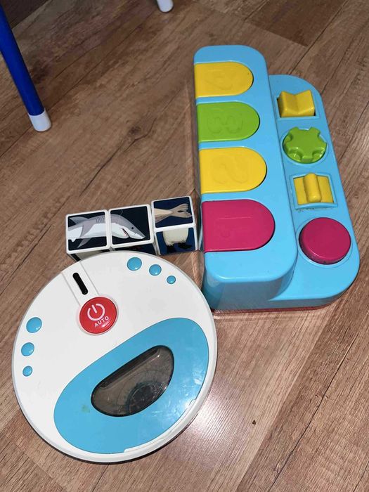 Лот от детски играчки