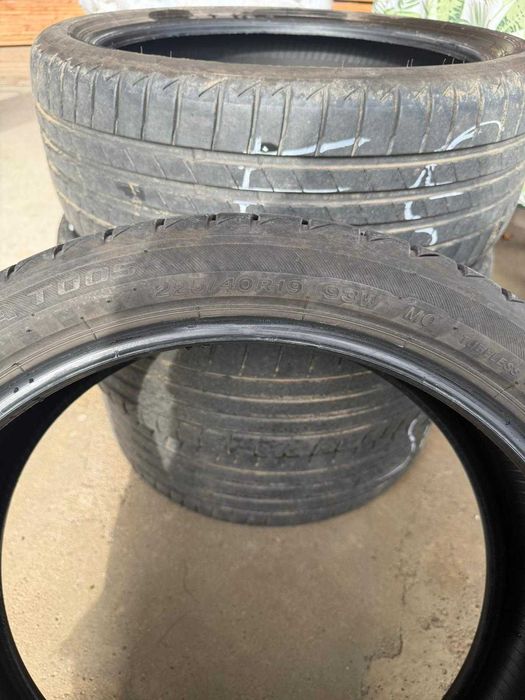Vand cauciucuri vara bridgestone originale mercedes 225/40/r19