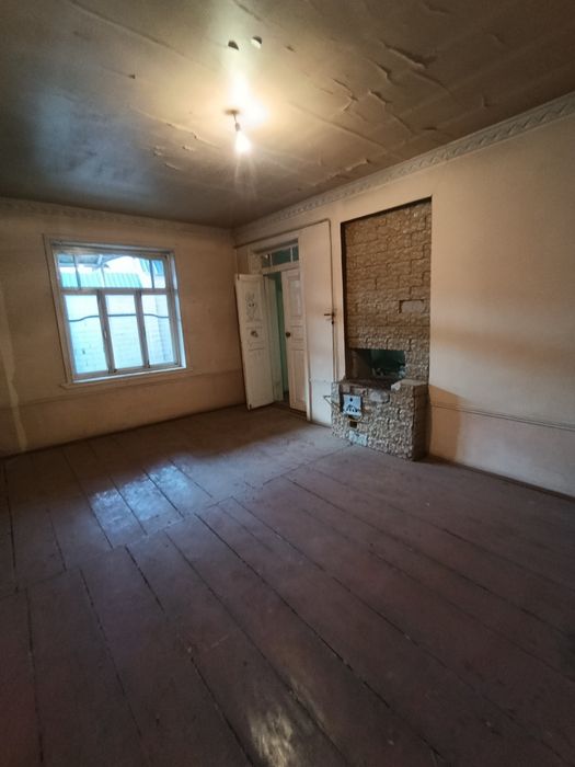 Nazarbekda 1.5 sotixlik, 3xonali uy sotiladi.