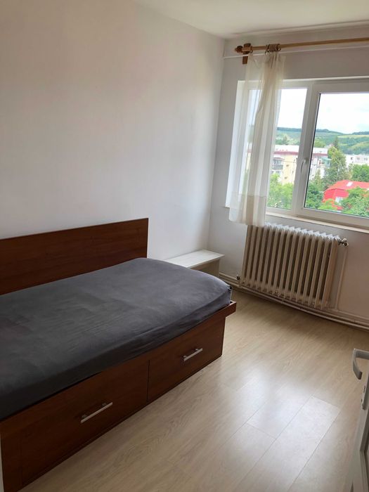Închiriez apartament 2 camere decomadat - Mănăștur, Cluj-Napoca